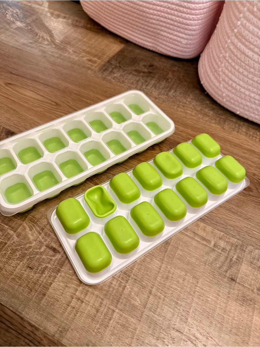 Green Silicone Ice Cube Tray - Flexible Baby Food Tray